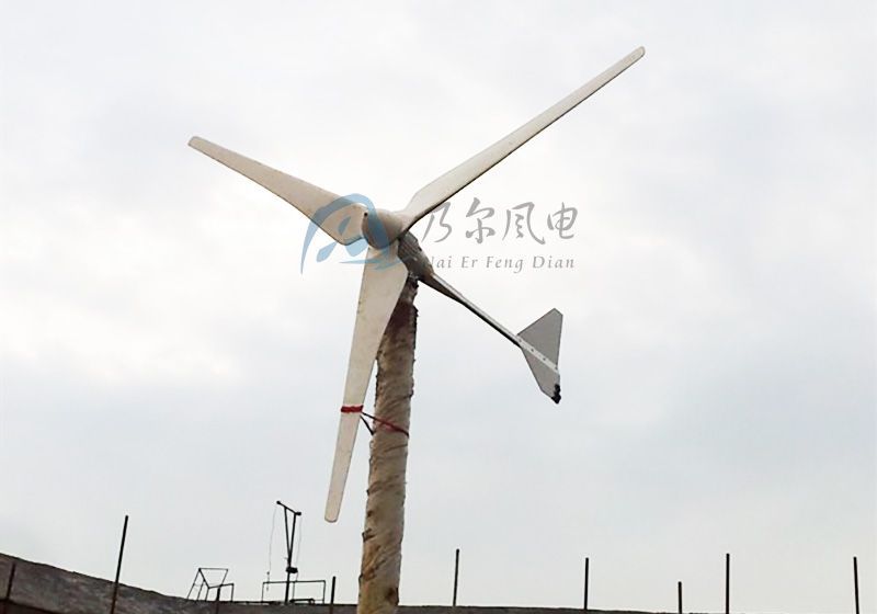 小型风力发电机：多领域应用与高效能选择